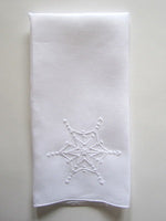 Sharyn Blond Linens Snowflake Guets Towels